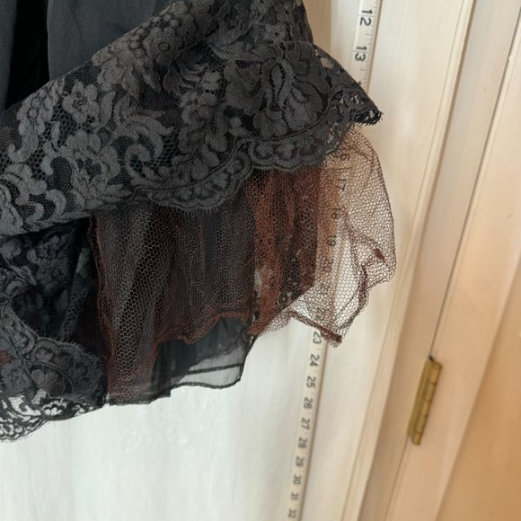 Vintage Saramae Lace Half Slip - Picture 3 of 5